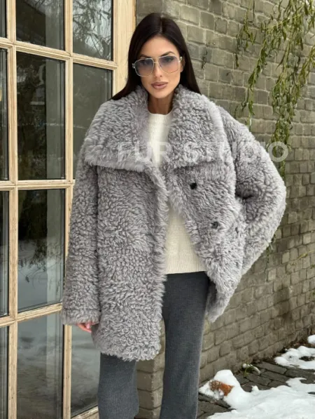 Короткая шубка - дублёнка из овчины - фото 7
