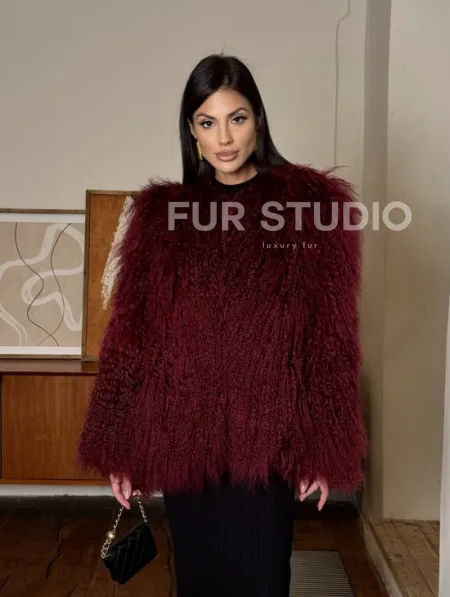 Шуба из меха ламы цвет Burgundy - фото 10