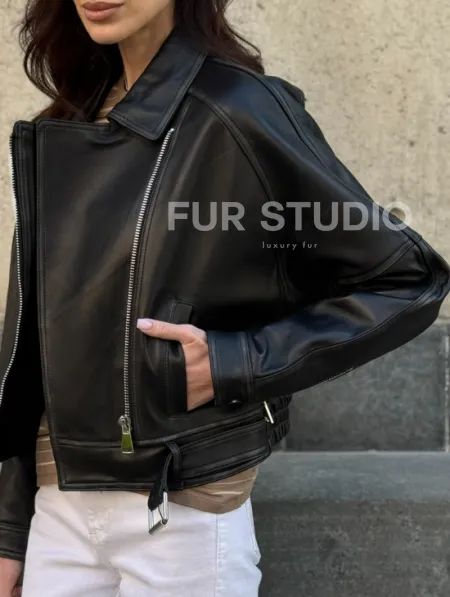 Кожаная куртка в стиле Casual - фото 2