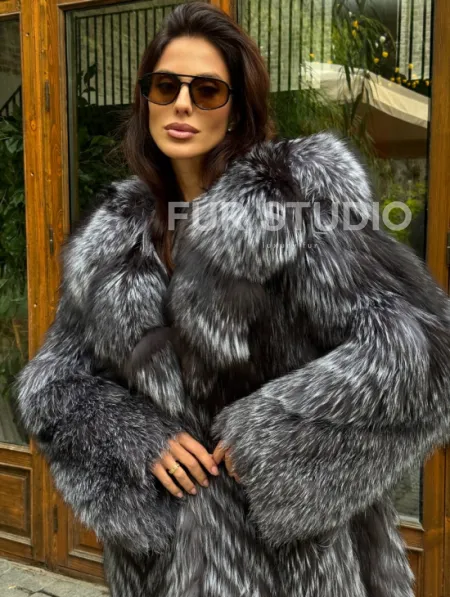 Длинная шуба из чернобурки в росшив - фото 1