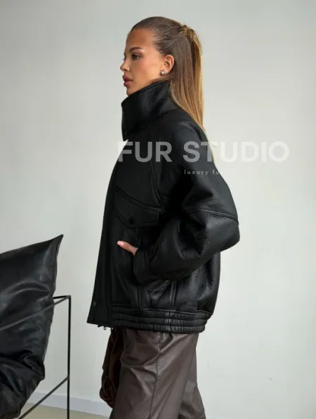 Черная натуральная дубленка из овчины - фото 5