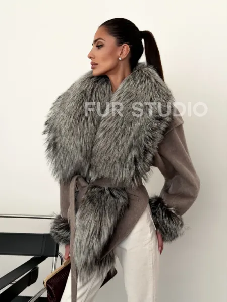 Полупальто с мехом чернобурки - фото 5