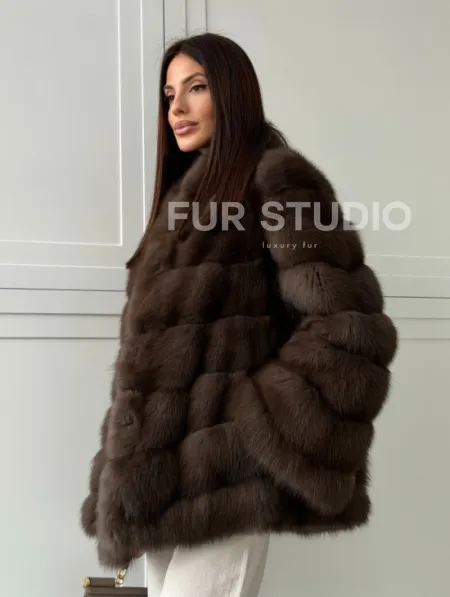 Женская шуба из меха куницы - фото 14