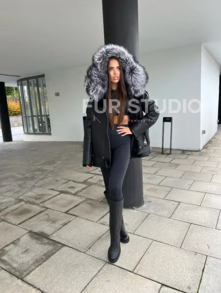 Дубленка - косуха с капюшоном из меха чернобурой лисы - фото 10