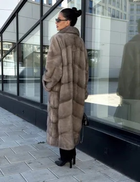 Шуба из меха норки в стиле «Oversize» - цвет сильвер - фото 9