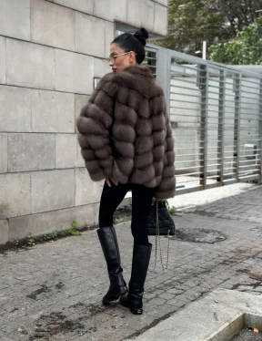Меховой жакет - шуба из куницы цвет трюфель - фото 8