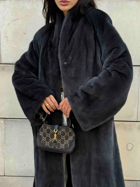 Шуба норковая цельный мех PREMIUM COLLECTION VELVET - цвет графит - фото 4