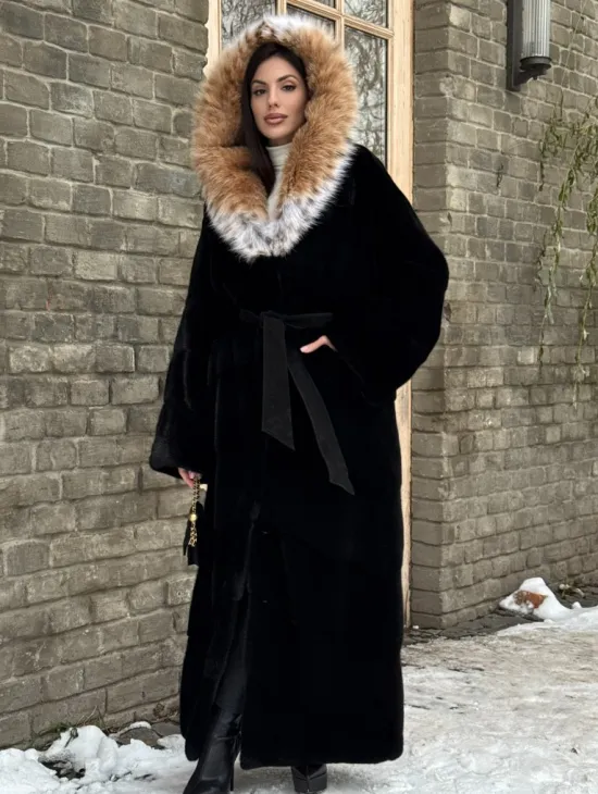 Черная длинная шуба из норки с капюшоном из меха рыси - фото 3