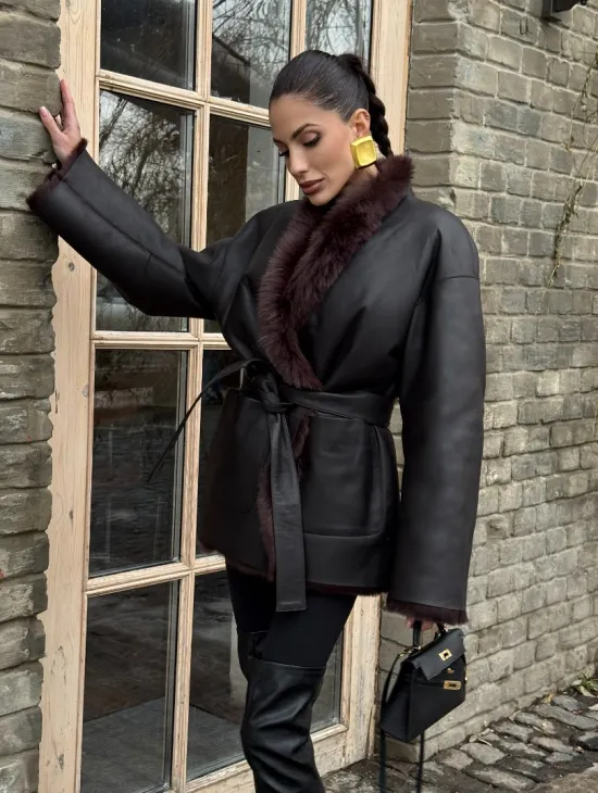 Двухсторонняя женская дубленка из итальянской тосканы Brown - фото 10