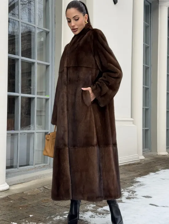 Цельнокроенная норковая шуба из североамериканской норки соболиного оттенка - фото 4