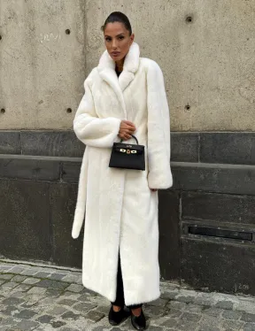 Длинная белая норковая шуба - фото 13