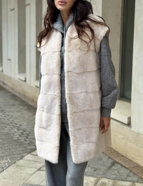 Комбинированный жилет из меха норки и шерсти - фото 1