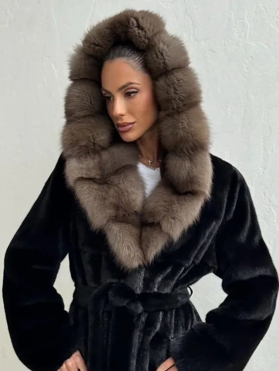 Черная норковая шуба с поясом - капюшон куница - фото 4