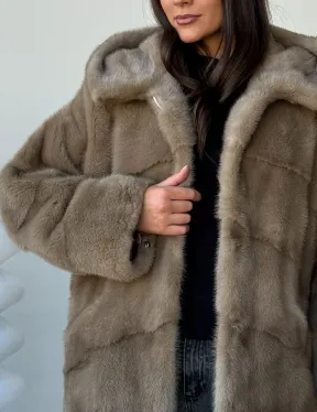 Короткая  норковая шуба с капюшоном - фото 1