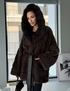 Норковая шуба кимоно с капюшоном куница - фото 10