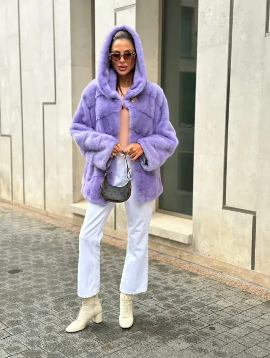 Короткая норковая шуба с капюшоном - цвет лиловый - фото 7