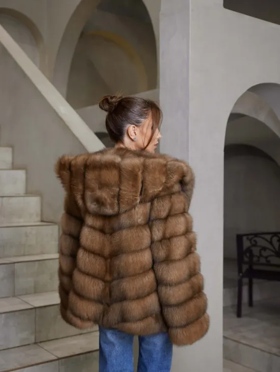 Шуба из куницы с капюшоном - фото 3